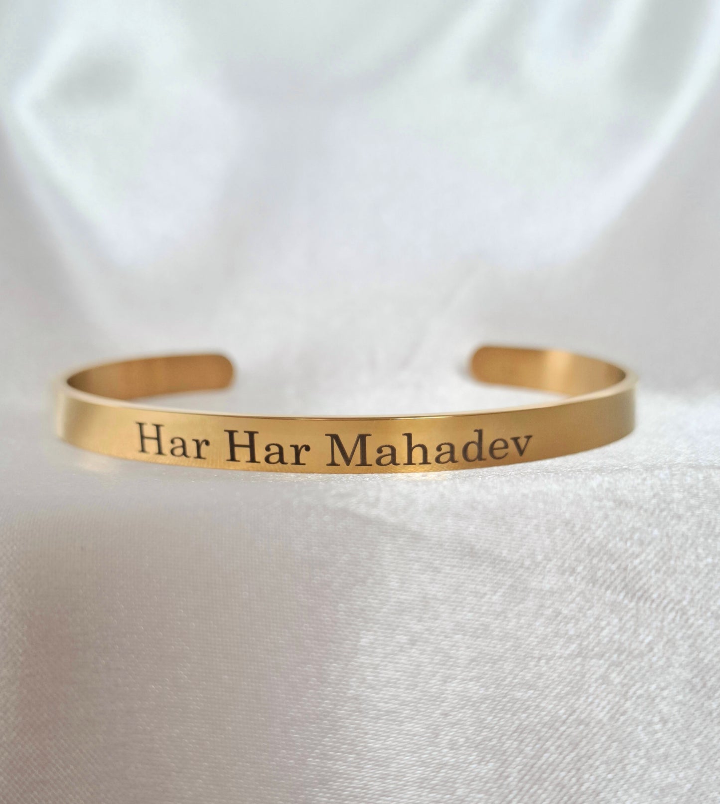Har Har Mahadev (Radiant Golden finish-no symbols)